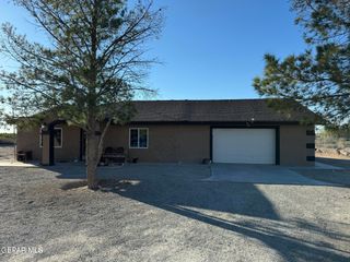 121 Compa Drive, Tornillo, TX 79853