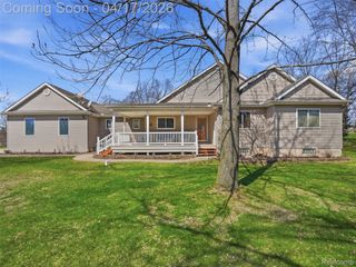 4695 Melanie Lane, White Lake Charter Township, MI 48383