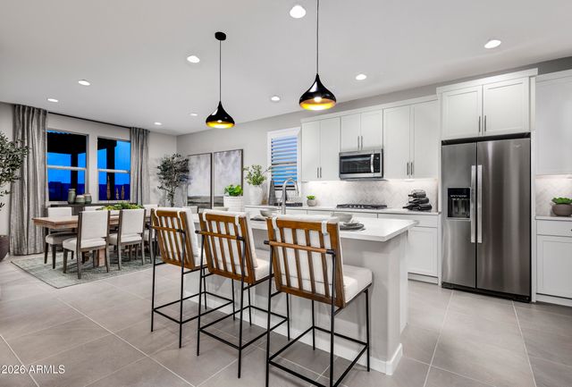 499 W RIDGE Road, Apache Junction, AZ 85120