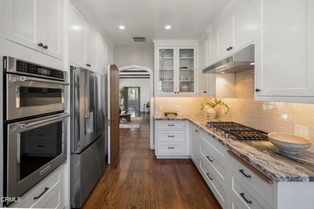 690 Prospect Boulevard, Pasadena, CA 91103