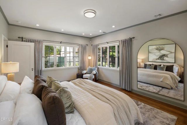 690 Prospect Boulevard, Pasadena, CA 91103