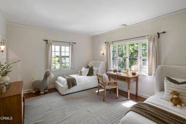 690 Prospect Boulevard, Pasadena, CA 91103