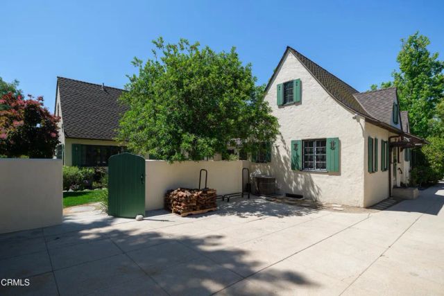 690 Prospect Boulevard, Pasadena, CA 91103