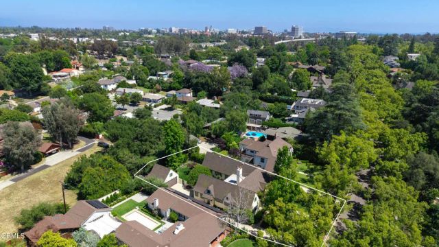 690 Prospect Boulevard, Pasadena, CA 91103