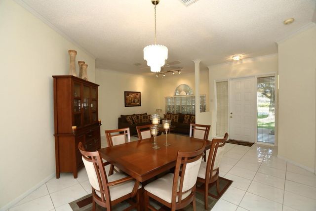 5330 SW 199th Avenue, Pembroke Pines, FL 33332