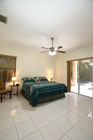 5330 SW 199th Avenue, Pembroke Pines, FL 33332