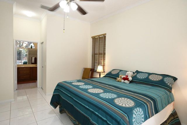 5330 SW 199th Avenue, Pembroke Pines, FL 33332