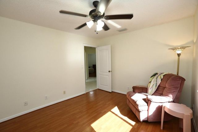 5330 SW 199th Avenue, Pembroke Pines, FL 33332