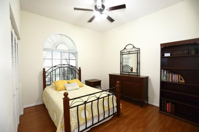 5330 SW 199th Avenue, Pembroke Pines, FL 33332