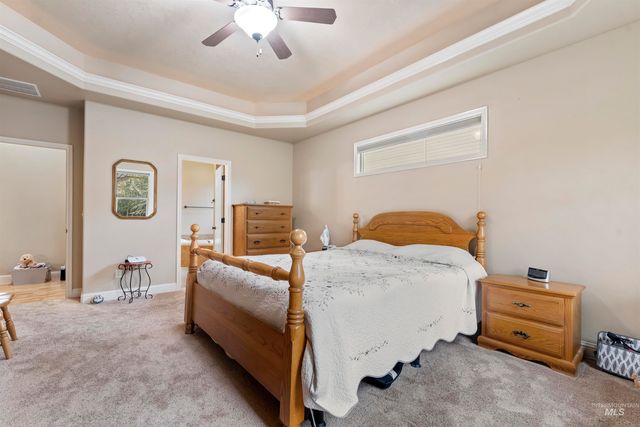 615 W Yosemite Dr, Meridian, ID 83646