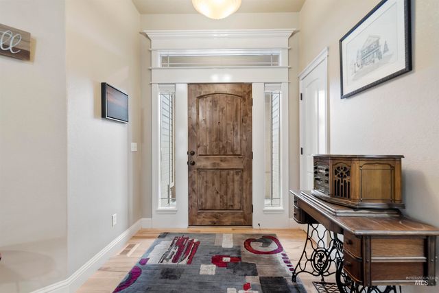 615 W Yosemite Dr, Meridian, ID 83646