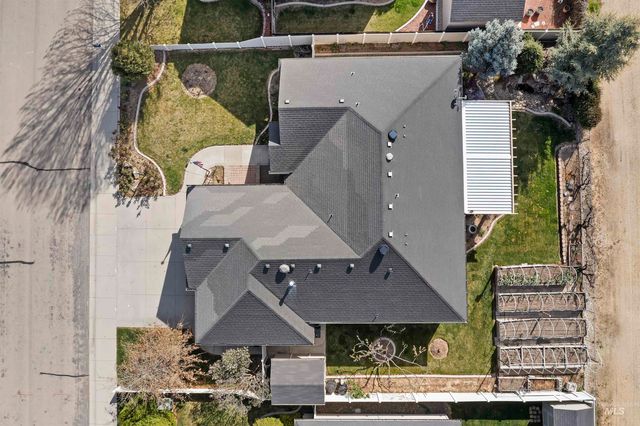 615 W Yosemite Dr, Meridian, ID 83646