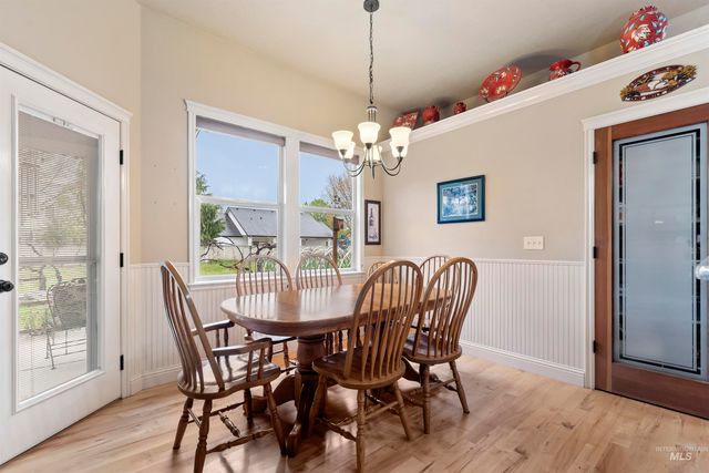 615 W Yosemite Dr, Meridian, ID 83646