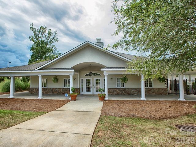 115 Dellbrook Street D, Mooresville, NC 28117