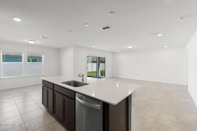 6991 SANDPERCH Street, Jacksonville, FL 32244