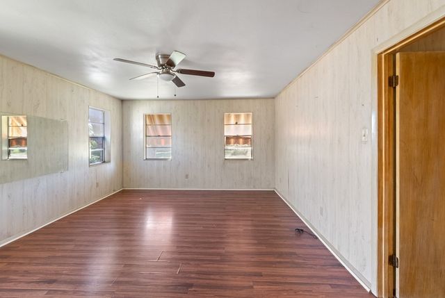 6268 Hwy 27, Center Point, TX 78010