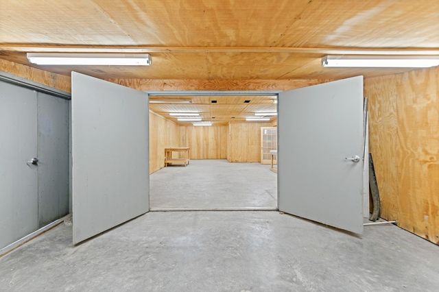 6268 Hwy 27, Center Point, TX 78010