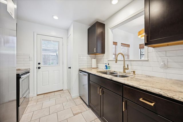 3202 French PL, Austin, TX 78722