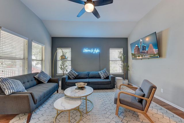 3202 French PL, Austin, TX 78722