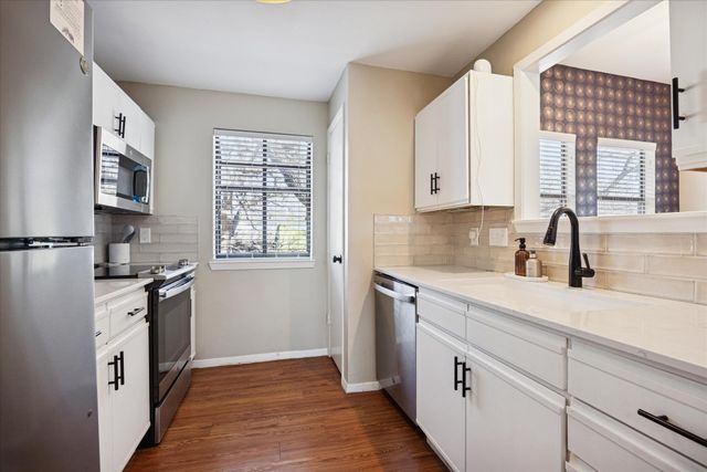 3202 French PL, Austin, TX 78722