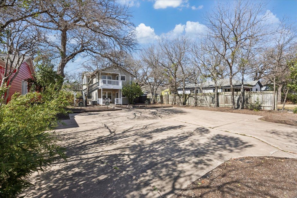 3202 French PL, Austin, TX 78722