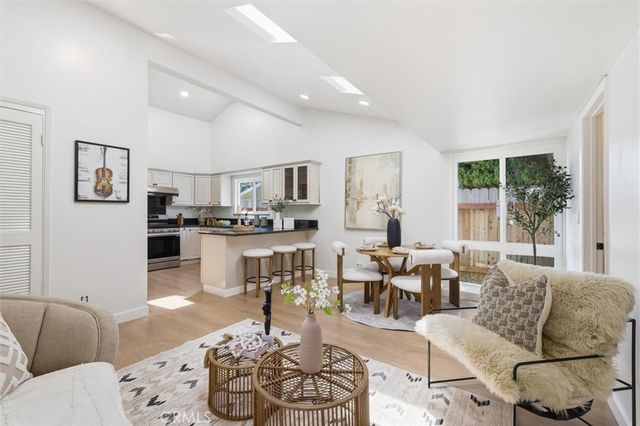 7022 Hartcrest Drive, Rancho Palos Verdes, CA 90275