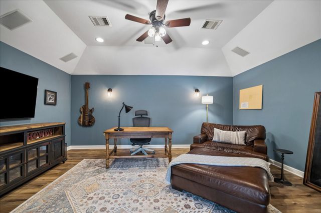 1202 Lodgeglen Court, Katy, TX 77494