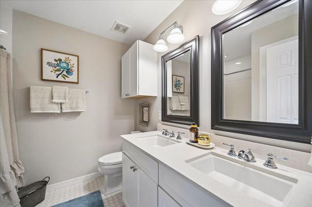 1202 Lodgeglen Court, Katy, TX 77494