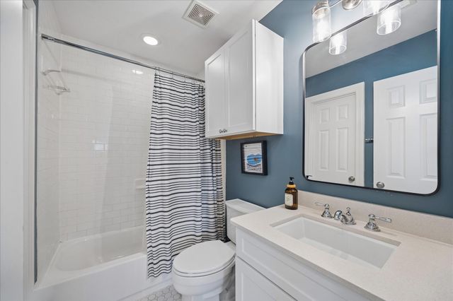 1202 Lodgeglen Court, Katy, TX 77494