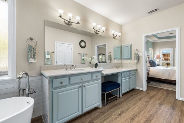 600 Courtney Lane, Mckinney, TX 75071