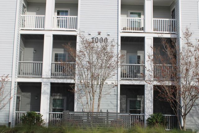 1300 Park West Boulevard 1010, Mount Pleasant, SC 29466
