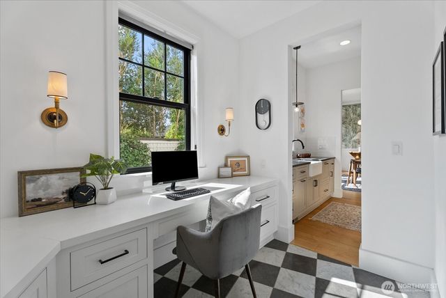 6224 NE Princeton Way, Seattle, WA 98115