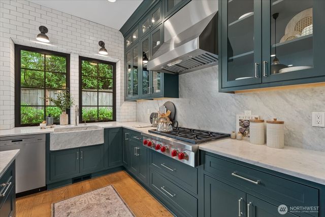 6224 NE Princeton Way, Seattle, WA 98115