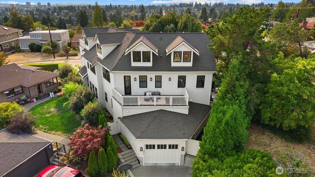 6224 NE Princeton Way, Seattle, WA 98115