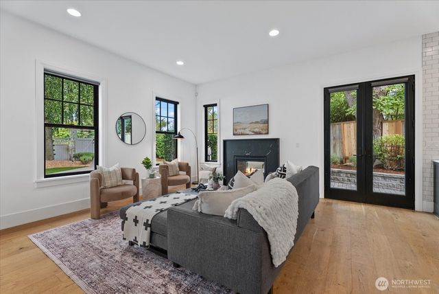 6224 NE Princeton Way, Seattle, WA 98115