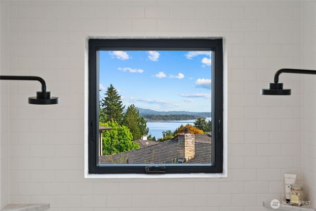 6224 NE Princeton Way, Seattle, WA 98115