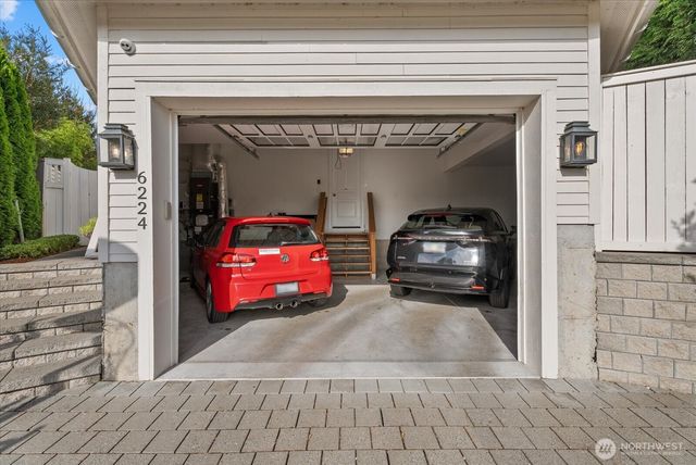 6224 NE Princeton Way, Seattle, WA 98115