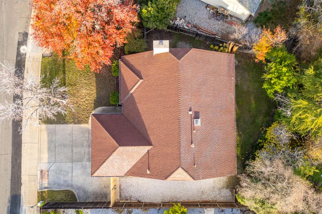 774 Springer Drive, Redding, CA 96003