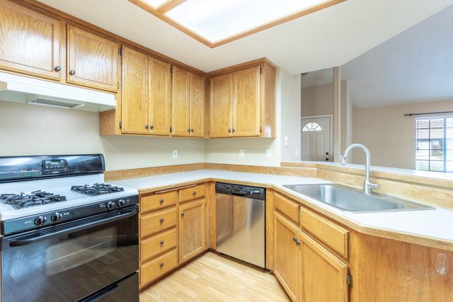 774 Springer Drive, Redding, CA 96003