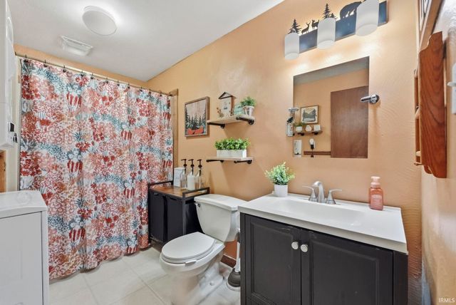 6026 Sundance Drive, Fort Wayne, IN 46825