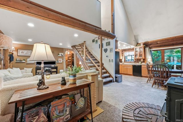 6026 Sundance Drive, Fort Wayne, IN 46825