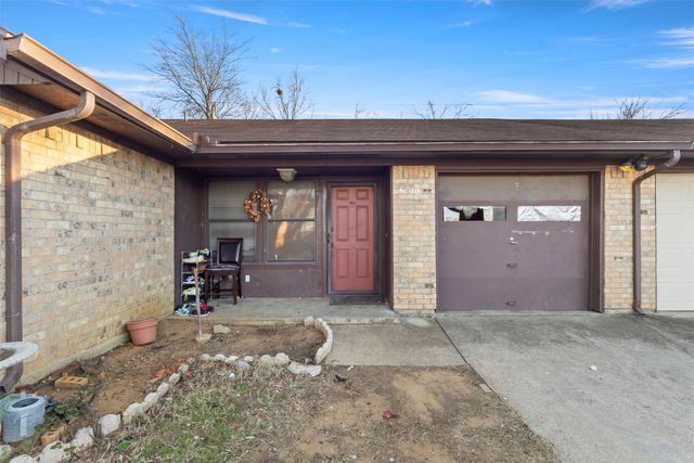 6510 Oak Forest Court, Fort Worth, TX 76112