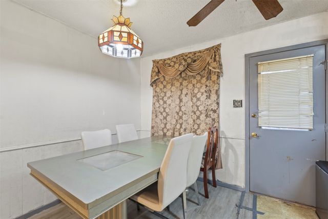 6510 Oak Forest Court, Fort Worth, TX 76112