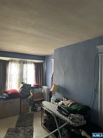 156 19th Avenue, Irvington, NJ 07111