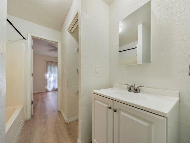 2422 11TH STREET W, Bradenton, FL 34205