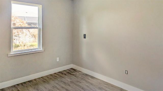 2422 11TH STREET W, Bradenton, FL 34205