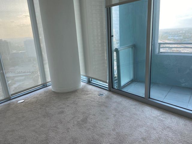 888 Biscayne Blvd 3001, Miami, FL 33132