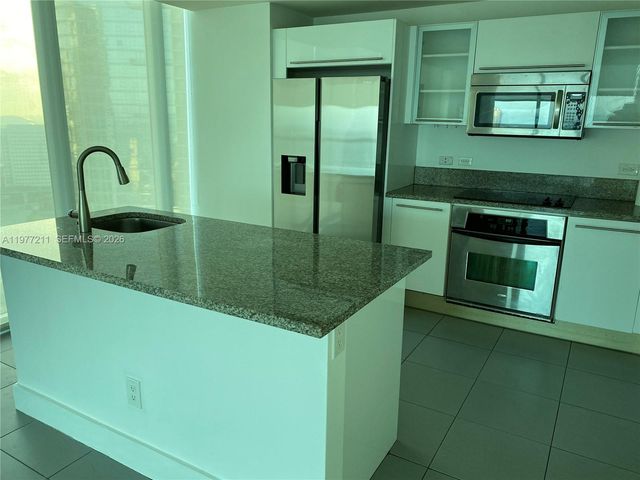 888 Biscayne Blvd 3001, Miami, FL 33132