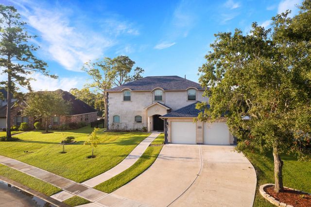 419 Old Orchard Drive, Dickinson, TX 77539