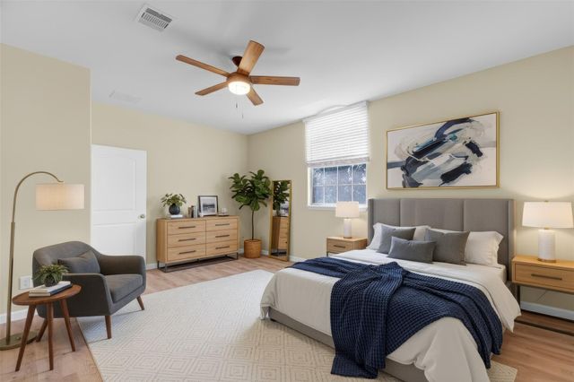 419 Old Orchard Drive, Dickinson, TX 77539